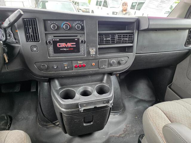 2016 GMC Savana 2500 in Blauvelt, NY 10913 - 18139783 16