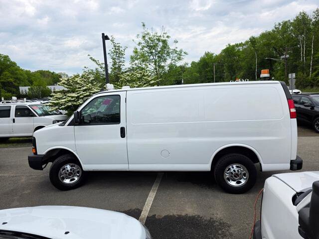 2016 GMC Savana 2500 in Blauvelt, NY 10913 - 18139783 5