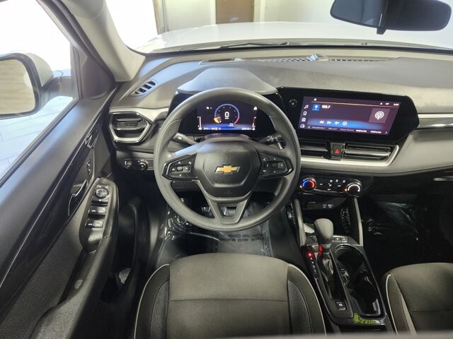 2025 Chevrolet TrailBlazer in Cinnaminson, NJ 08077 - 18139797 16