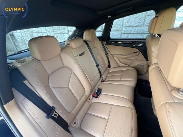 2017 Porsche Macan in Decatur, GA 30032 - 18139803 45
