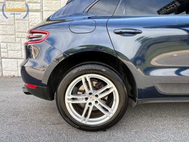 2017 Porsche Macan in Decatur, GA 30032 - 18139803 12