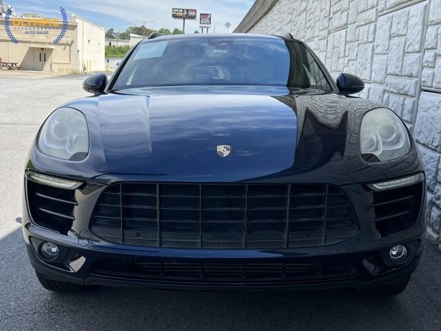 2017 Porsche Macan in Decatur, GA 30032 - 18139803 13