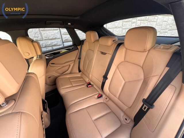 2017 Porsche Macan in Decatur, GA 30032 - 18139803 44