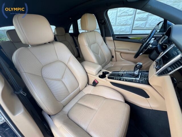 2017 Porsche Macan in Decatur, GA 30032 - 18139803 43
