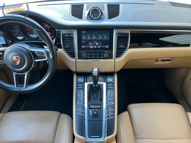 2017 Porsche Macan in Decatur, GA 30032 - 18139803 28