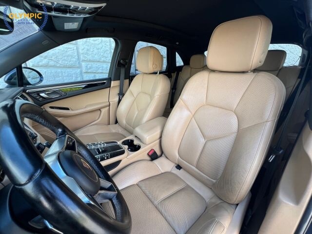 2017 Porsche Macan in Decatur, GA 30032 - 18139803 42
