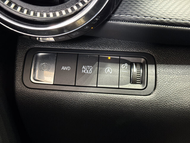 2025 Chevrolet Equinox in Burlington, WI 53105 - 18139810 34