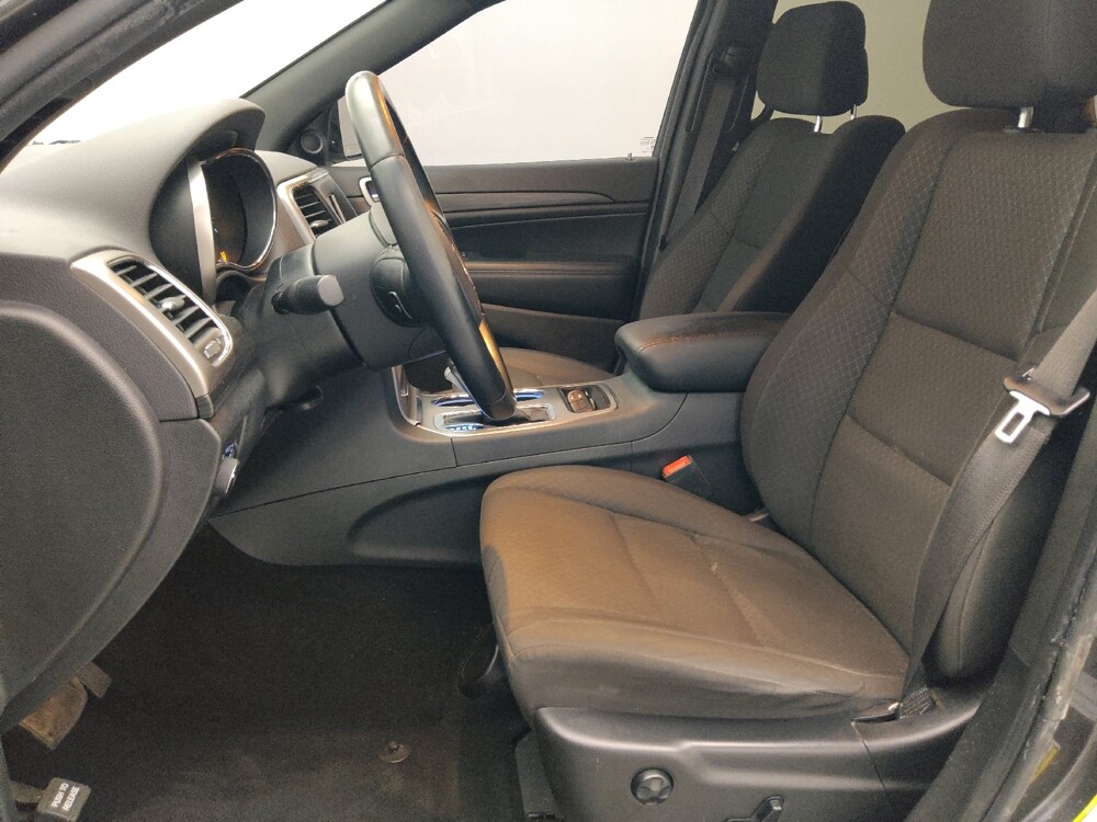 2020 Jeep Grand Cherokee in West Palm Beach, FL 33409 - 18139819 17