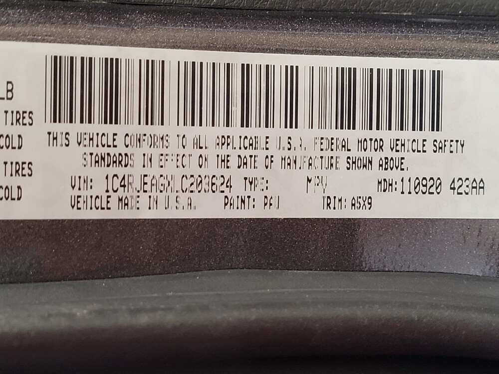 2020 Jeep Grand Cherokee in West Palm Beach, FL 33409 - 18139819 33