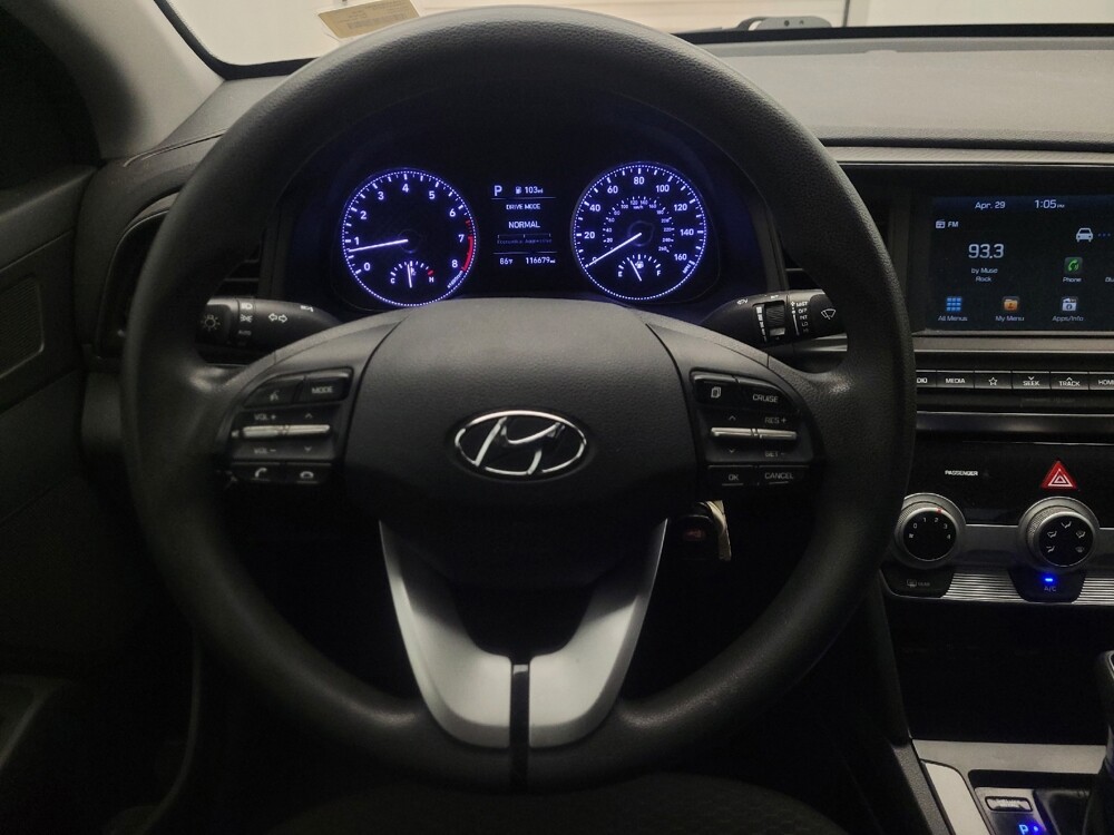 2019 Hyundai Elantra in Tucson, AZ 85705 - 18139822 22
