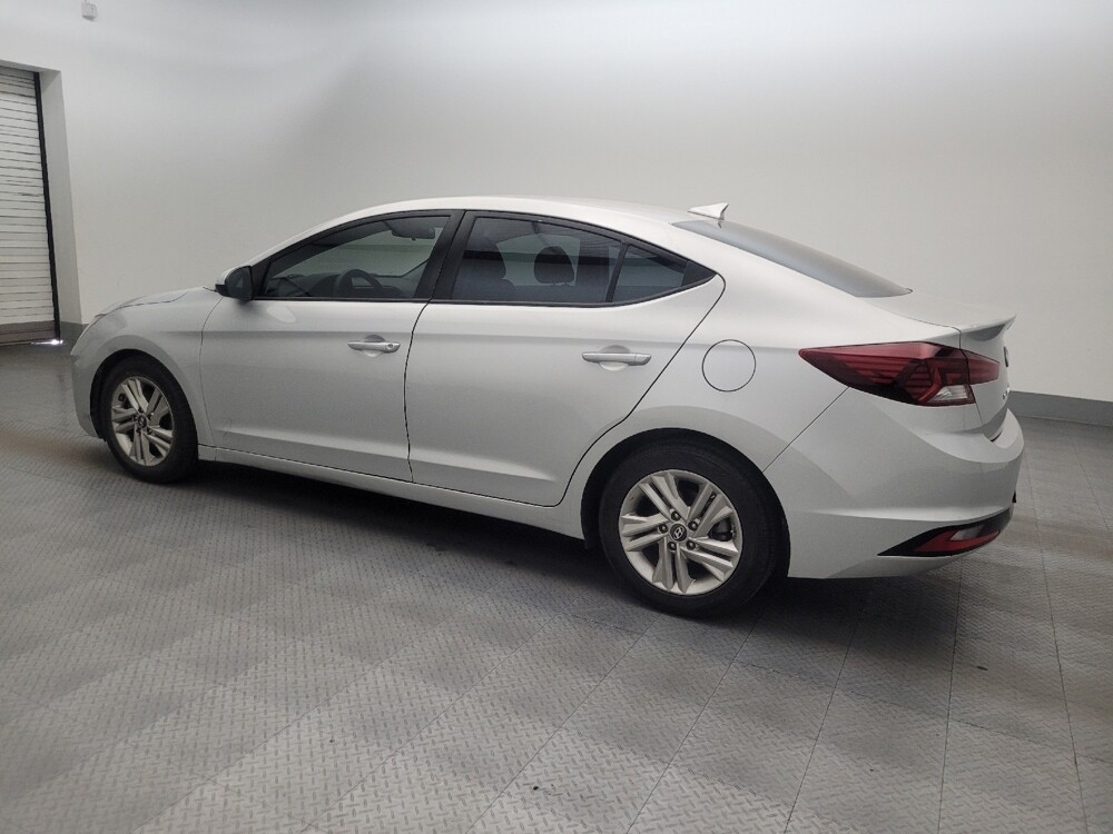 2019 Hyundai Elantra in Tucson, AZ 85705 - 18139822 3