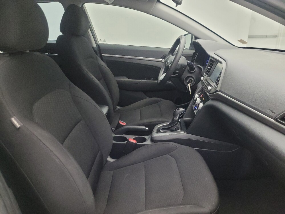 2019 Hyundai Elantra in Tucson, AZ 85705 - 18139822 21