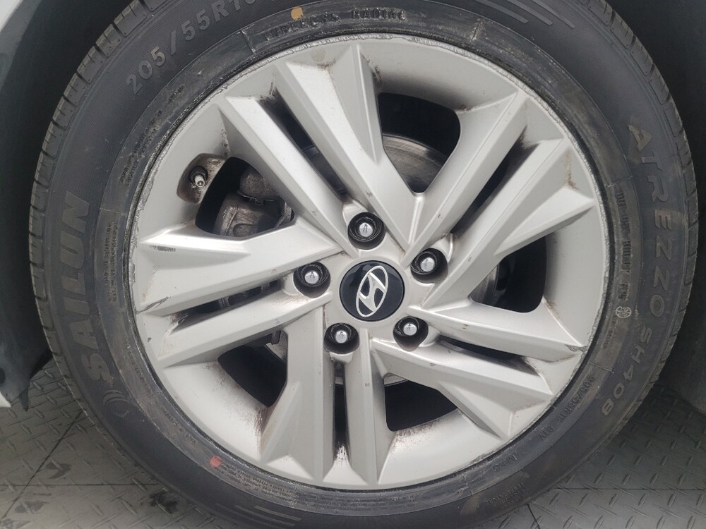 2019 Hyundai Elantra in Tucson, AZ 85705 - 18139822 31