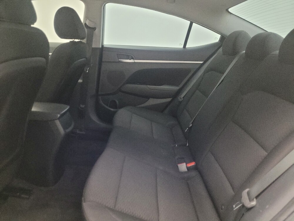 2019 Hyundai Elantra in Tucson, AZ 85705 - 18139822 18