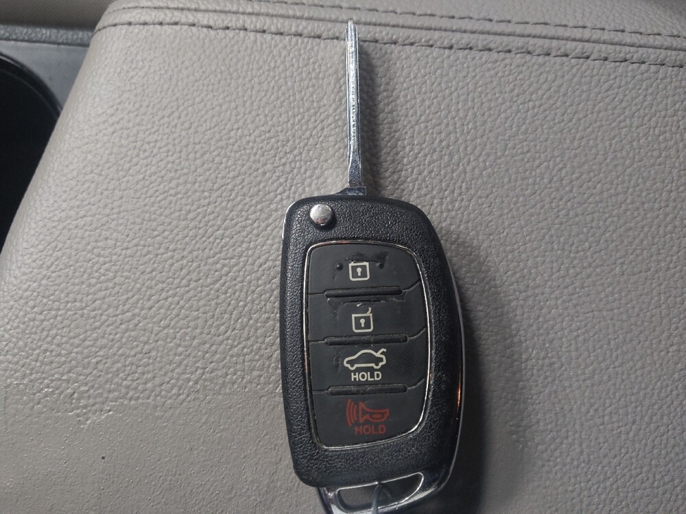 2015 Hyundai Sonata in Conyers, GA 30094 - 18139838 32