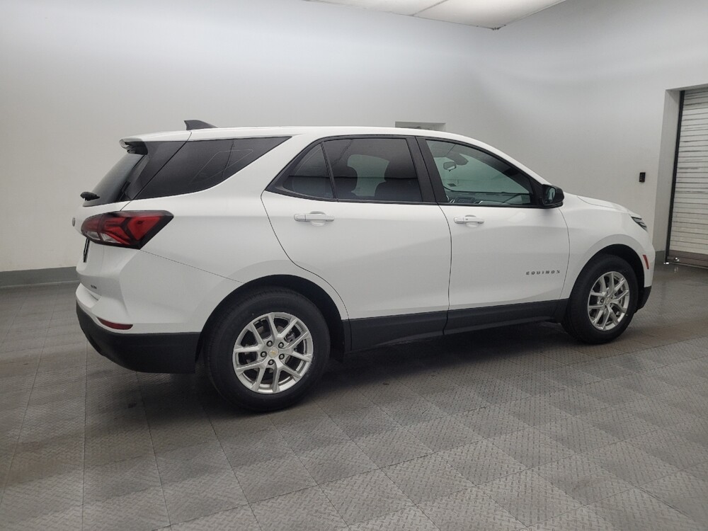 2022 Chevrolet Equinox in Albuquerque, NM 87123 - 18139841 10