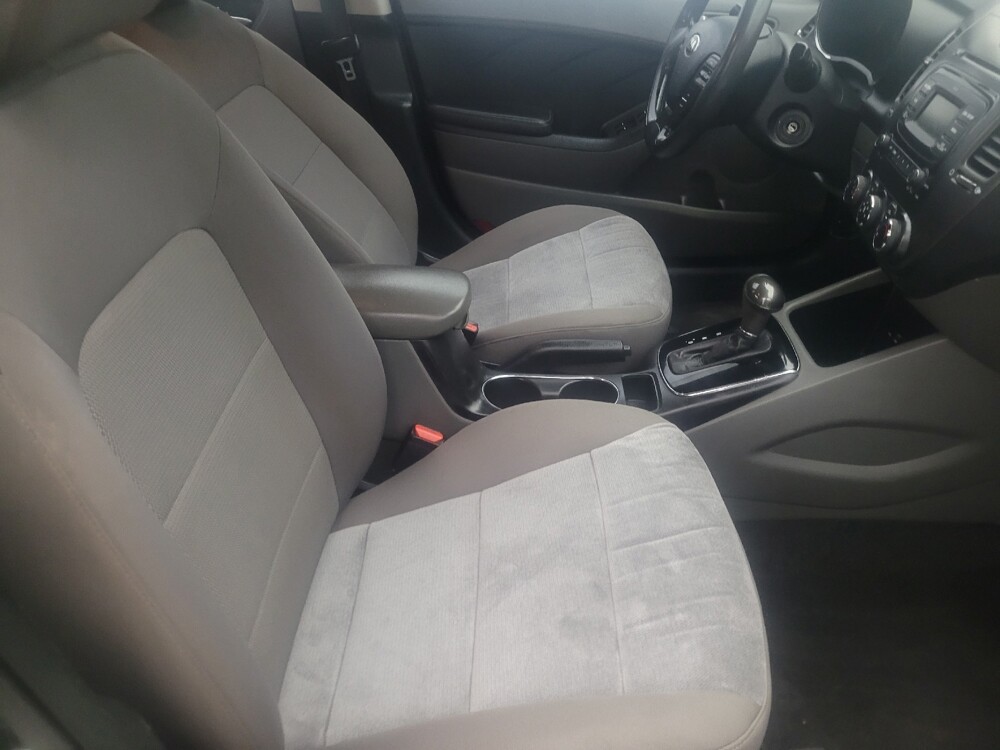 2018 Kia Forte in Lakeland, FL 33815 - 18139842 21