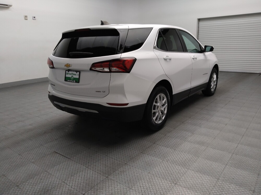 2022 Chevrolet Equinox in Plano, TX 75074 - 18139843 9