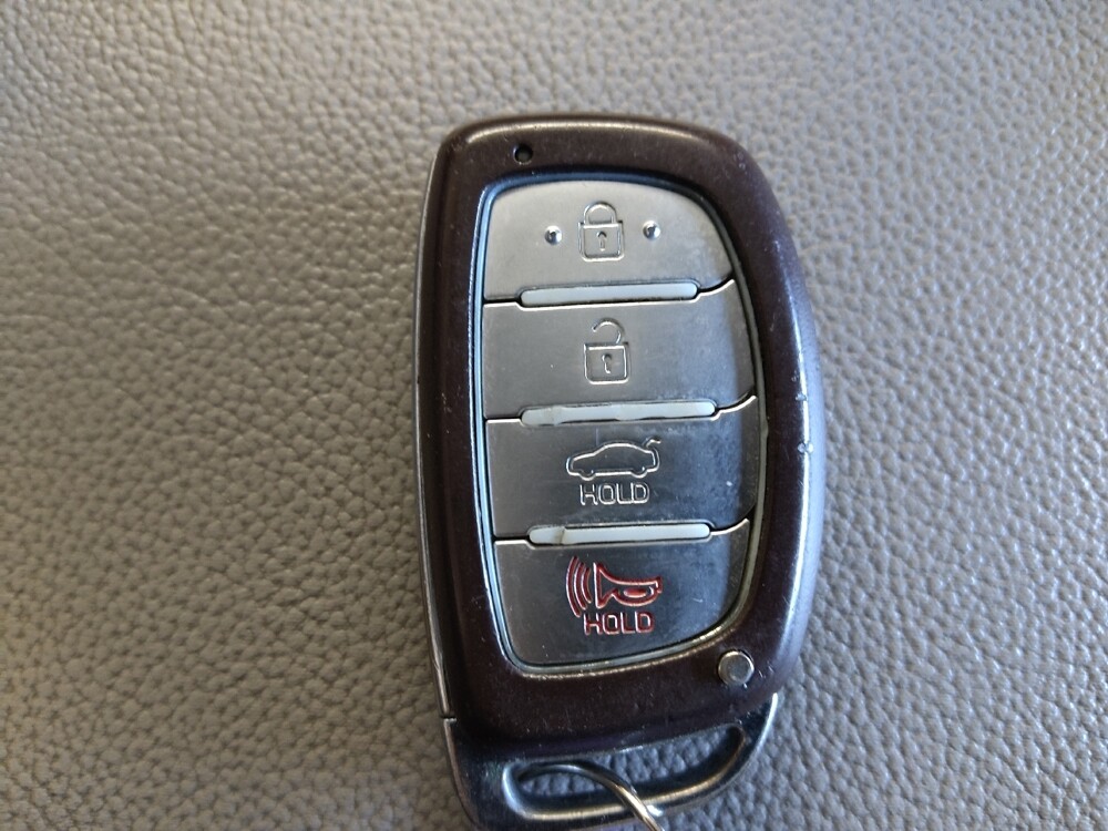 2017 Hyundai Sonata in Stone Mountain, GA 30083 - 18139847 32