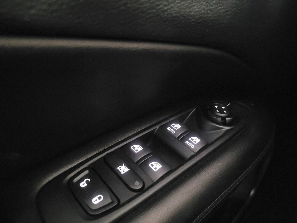 2021 Jeep Compass in Jackson, MS 39211 - 18139848 27