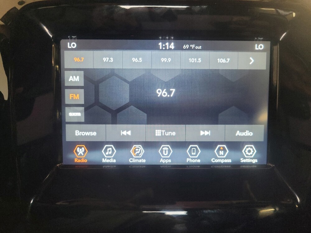 2021 Jeep Compass in Jackson, MS 39211 - 18139848 25