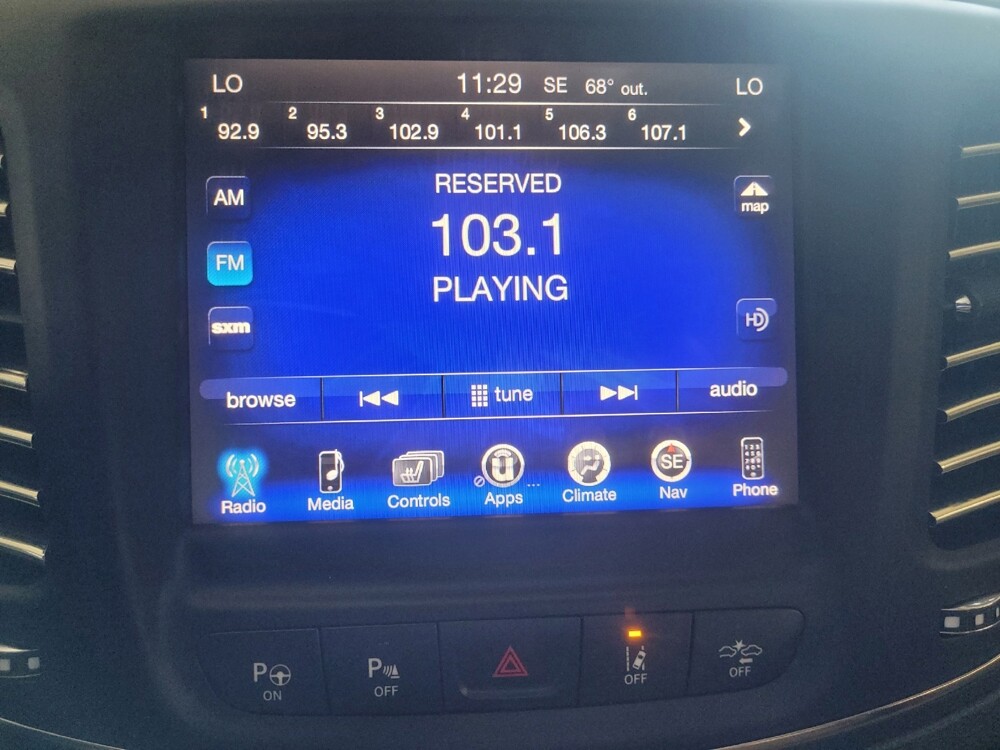 2015 Chrysler 200 in Jackson, MS 39211 - 18139849 25