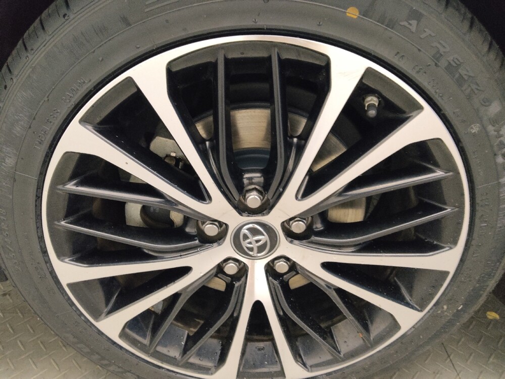 2019 Toyota Camry in Jackson, MS 39211 - 18139850 31