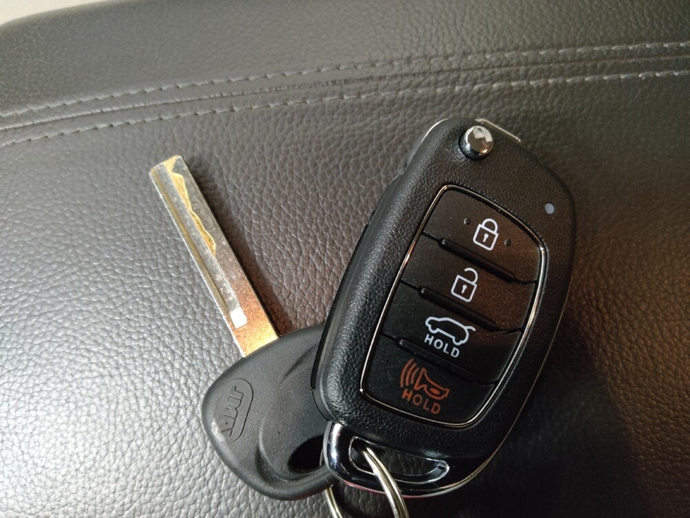 2018 Hyundai Santa Fe in Macon, GA 31210 - 18139859 32