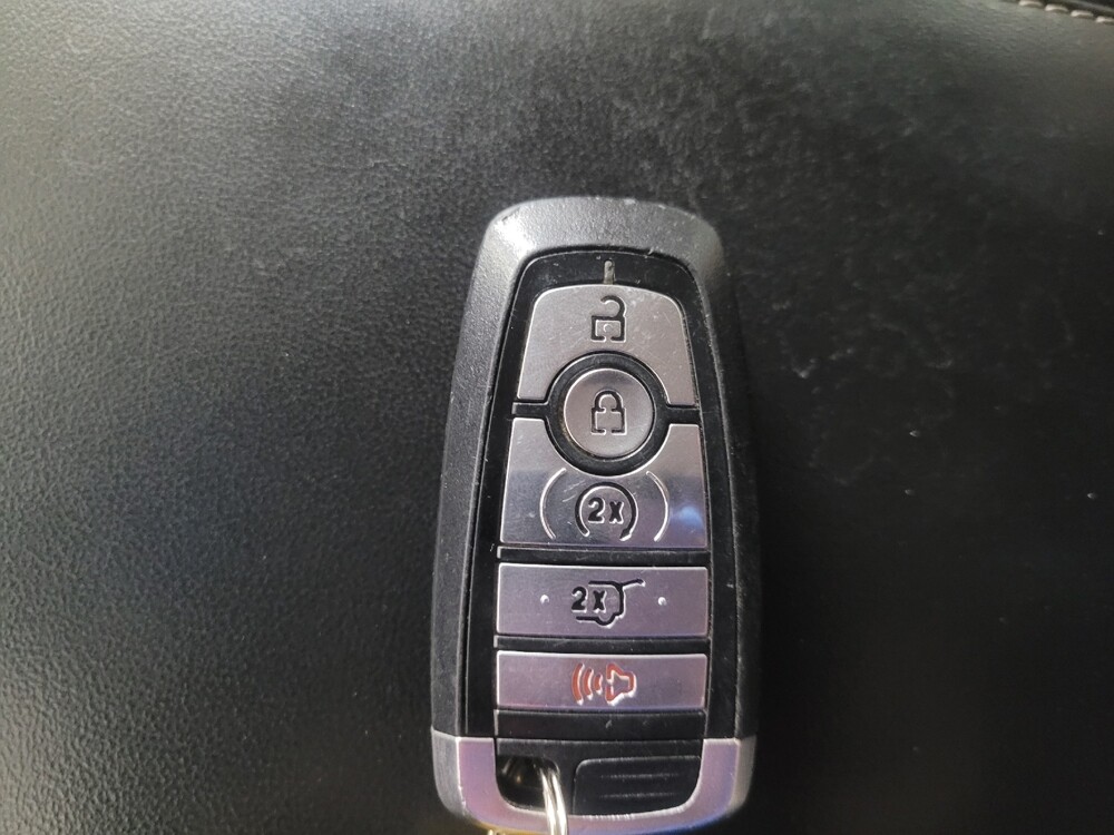 2022 Ford Explorer in Birmingham, AL 35215 - 18139862 32