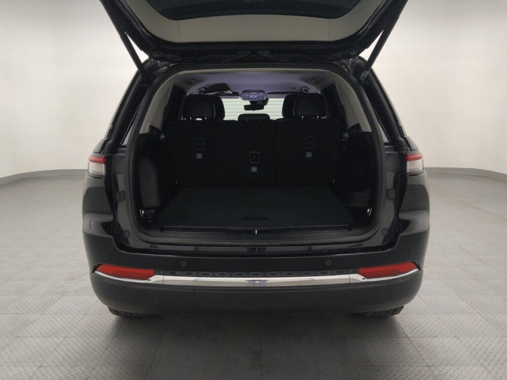 2023 Jeep Grand Cherokee in Tulsa, OK 74145 - 18139886 29