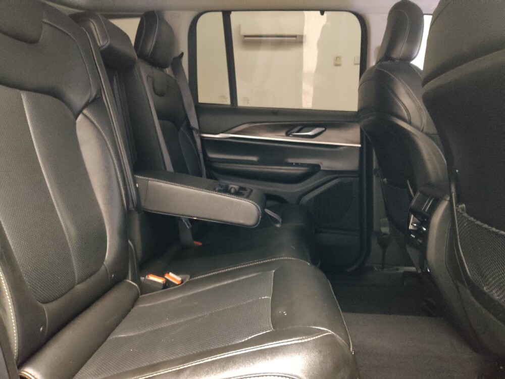 2023 Jeep Grand Cherokee in Tulsa, OK 74145 - 18139886 19