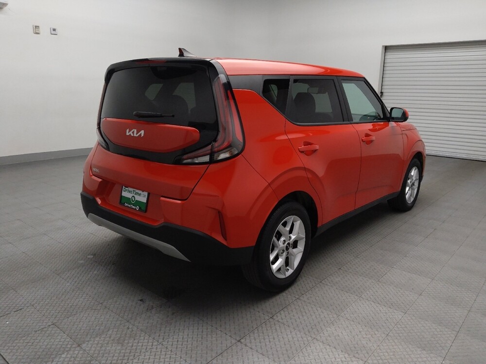 2025 Kia Soul in Plano, TX 75074 - 18139890 9