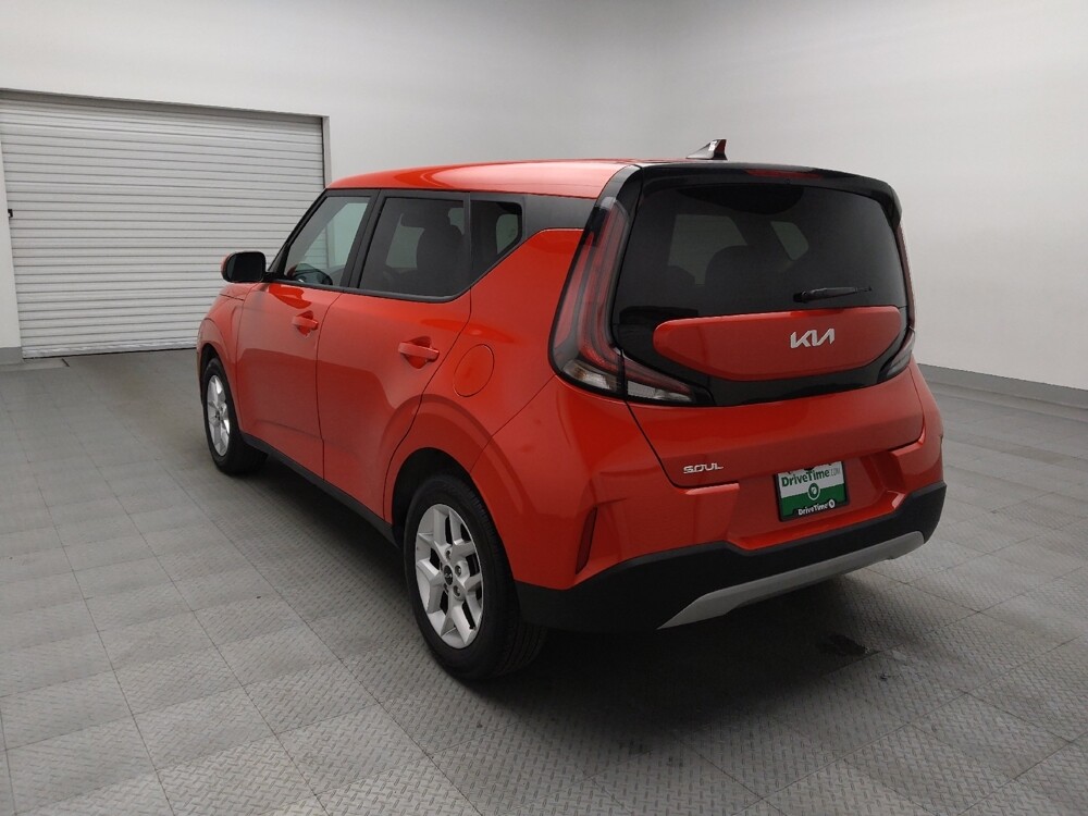 2025 Kia Soul in Plano, TX 75074 - 18139890 5