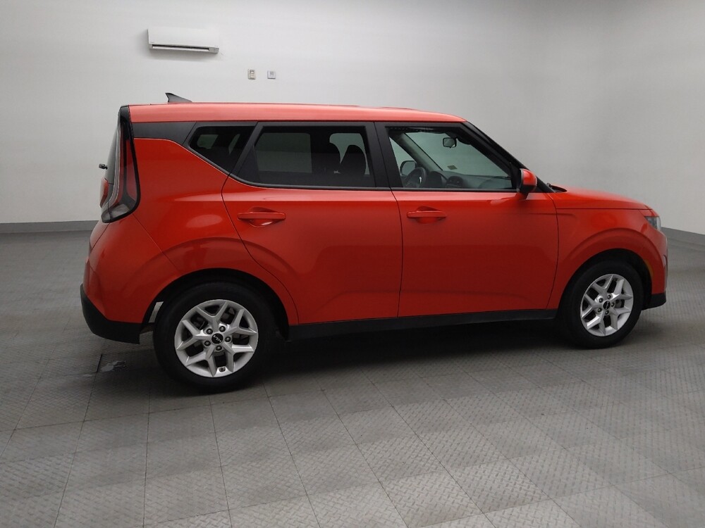 2025 Kia Soul in Plano, TX 75074 - 18139890 10