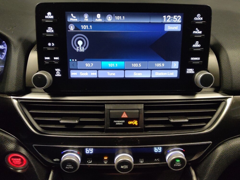 2019 Honda Accord in Glendale, AZ 85301 - 18139907 25