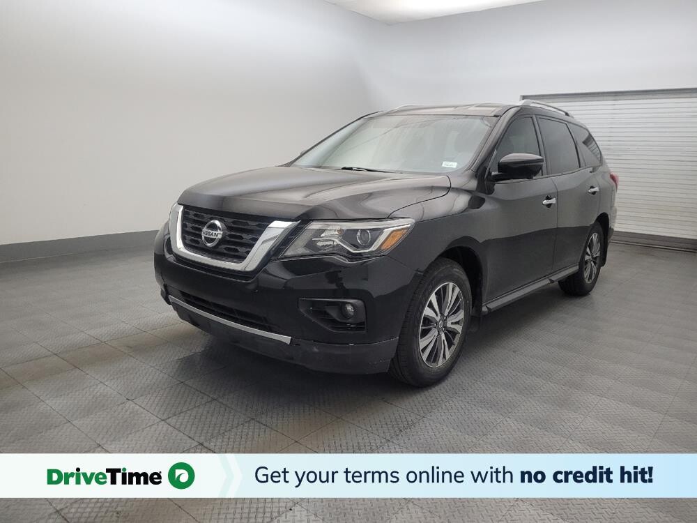 2017 Nissan Pathfinder in Glendale, AZ 85301 - 18139915