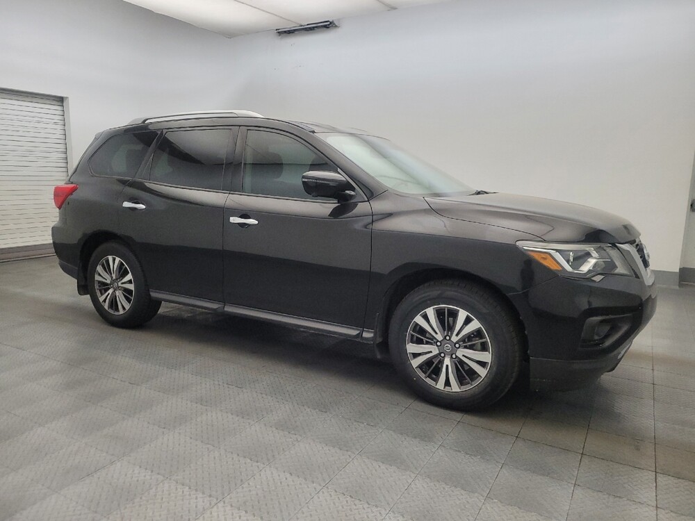 2017 Nissan Pathfinder in Glendale, AZ 85301 - 18139915 11