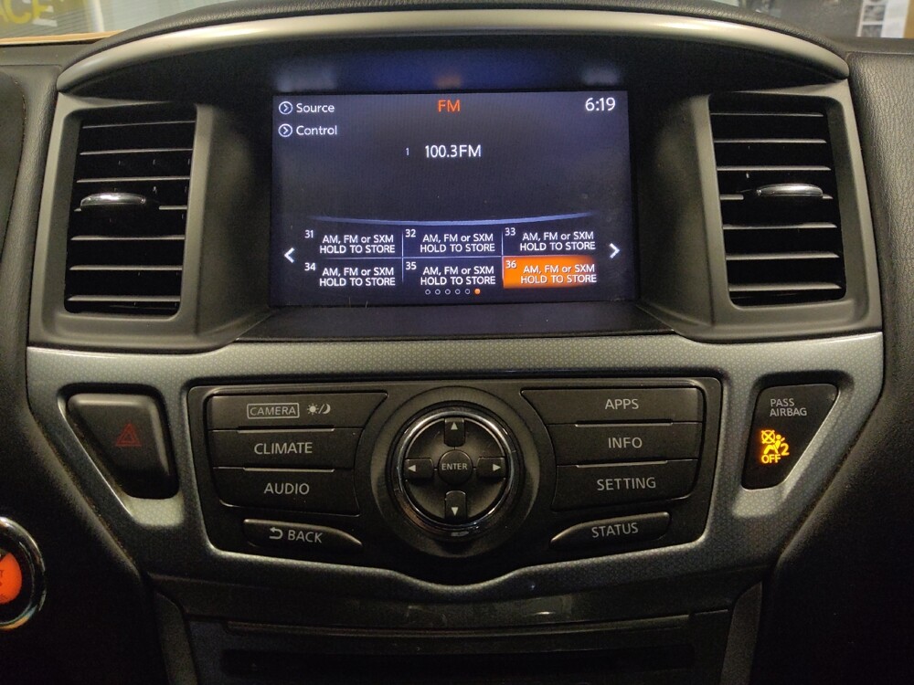2017 Nissan Pathfinder in Glendale, AZ 85301 - 18139915 25