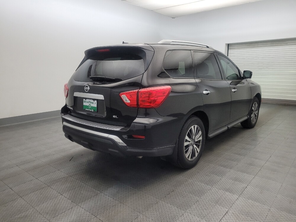 2017 Nissan Pathfinder in Glendale, AZ 85301 - 18139915 9