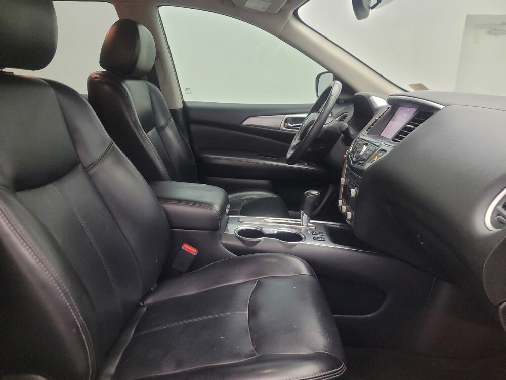 2017 Nissan Pathfinder in Glendale, AZ 85301 - 18139915 21