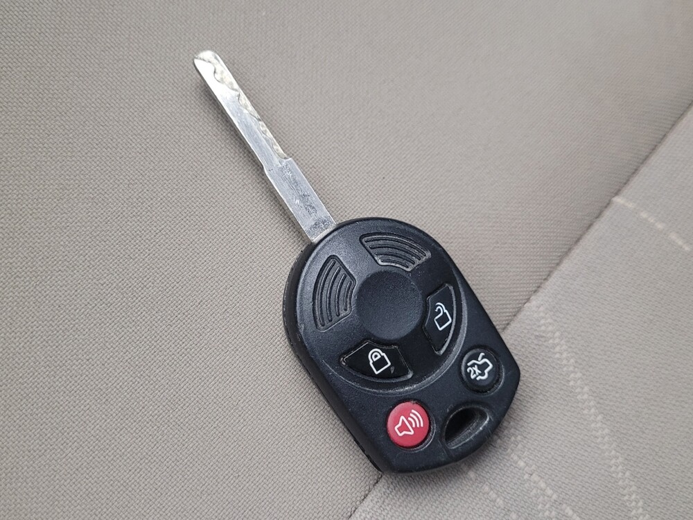 2018 Ford Focus in Albuquerque, NM 87123 - 18139925 32