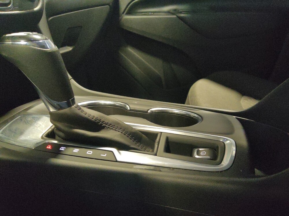 2020 Chevrolet Equinox in Phoenix, AZ 85015 - 18139926 26