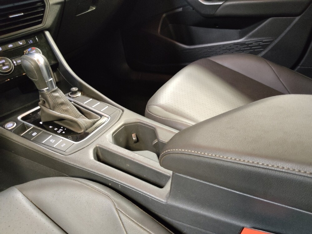 2019 Volkswagen Jetta in Tampa, FL 33612 - 18139930 26