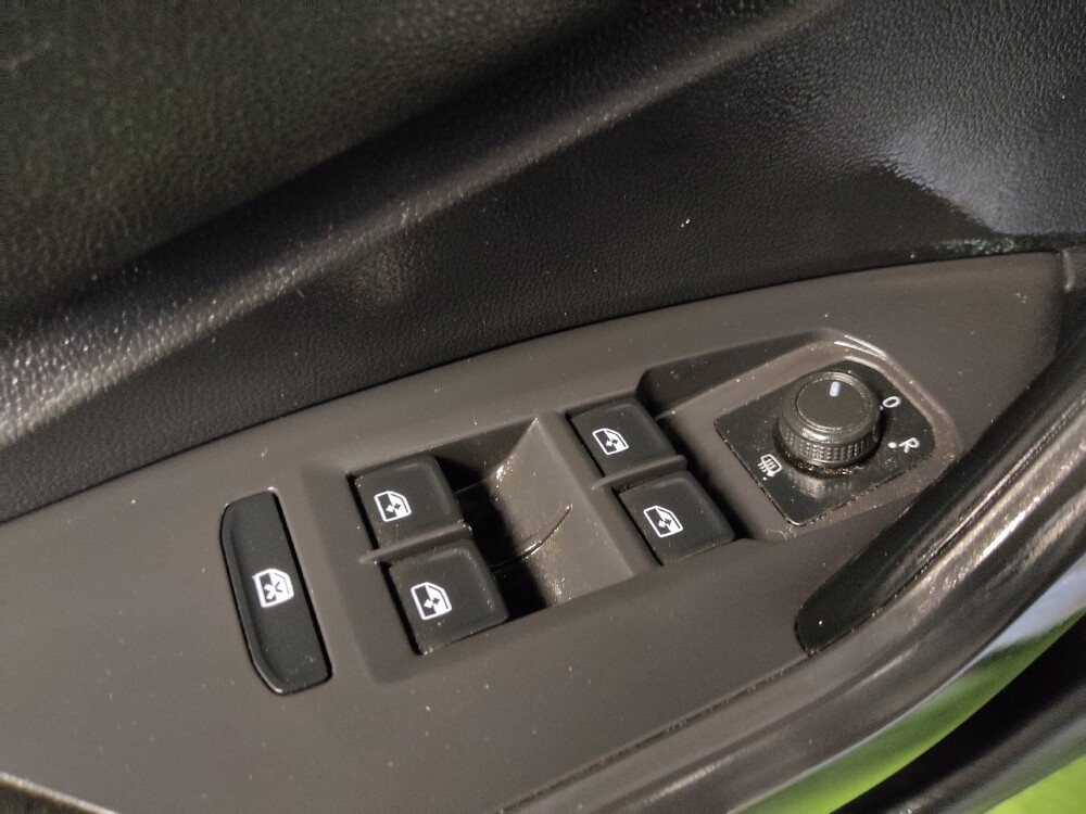 2019 Volkswagen Jetta in Tampa, FL 33612 - 18139930 27