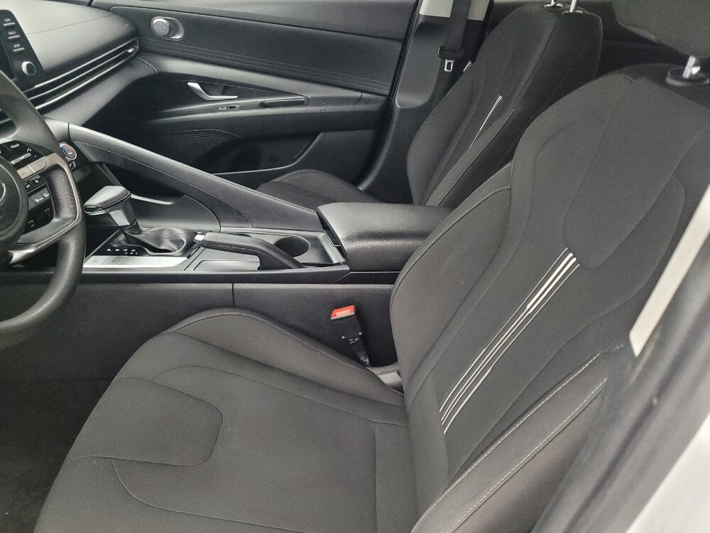 2021 Hyundai Elantra in Tampa, FL 33619 - 18139932 17