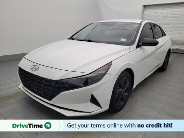 2021 Hyundai Elantra in Tampa, FL 33619