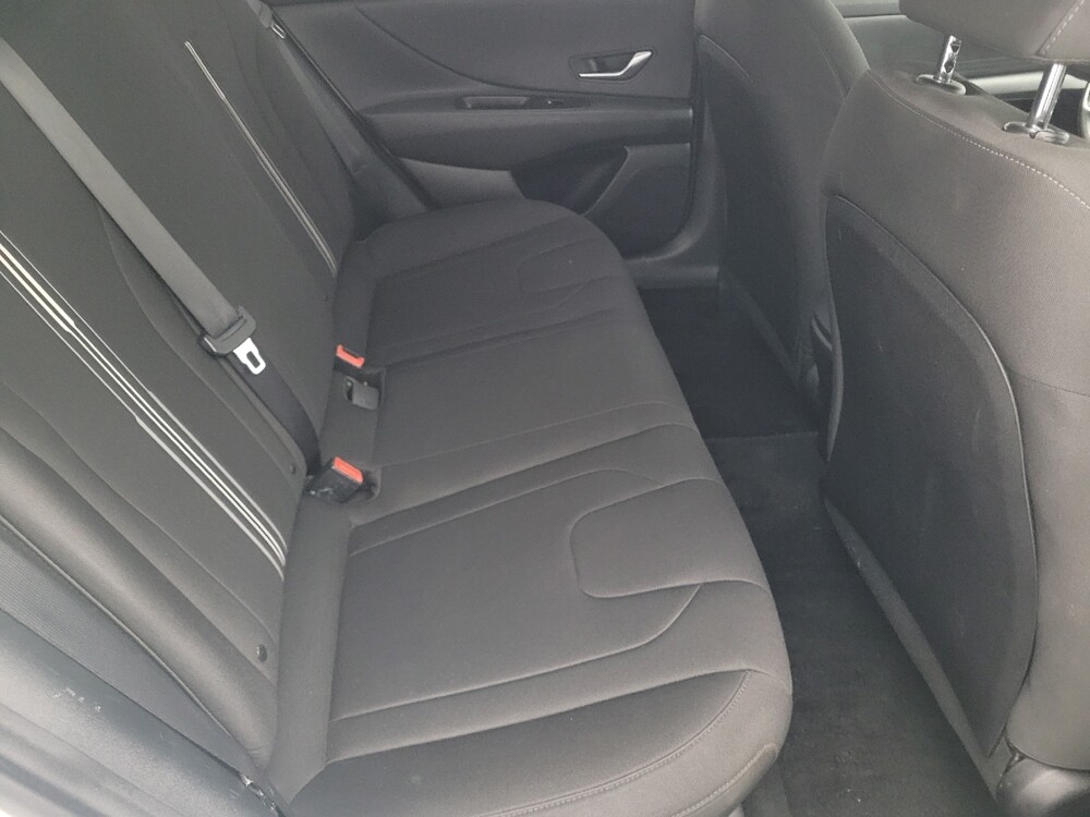 2021 Hyundai Elantra in Tampa, FL 33619 - 18139932 19