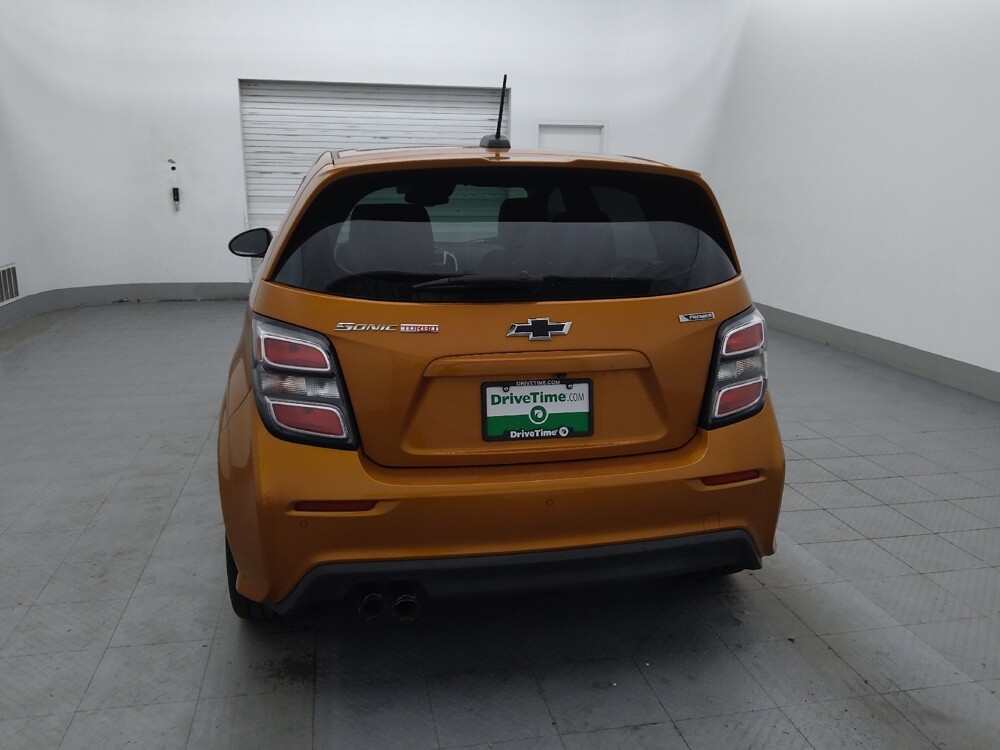 2017 Chevrolet Sonic in Lakeland, FL 33815 - 18139939 6