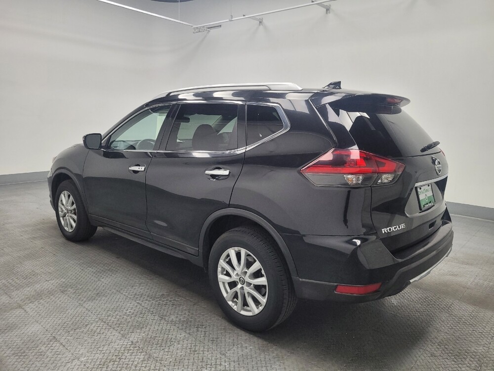 2018 Nissan Rogue in Las Vegas, NV 89104 - 18139947 3