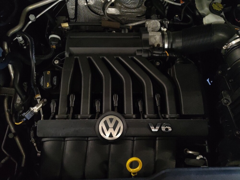 2020 Volkswagen Atlas in Pensacola, FL 32505 - 18139952 30